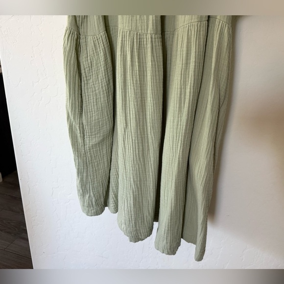 Universal Thread|Sage Green Baby doll Smocked Dress in gauze cotton•Beachy boho - Picture 5 of 15